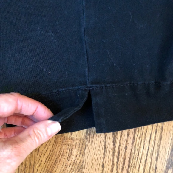 LOFT Catalina black Capris Julie fit - Picture 9 of 9